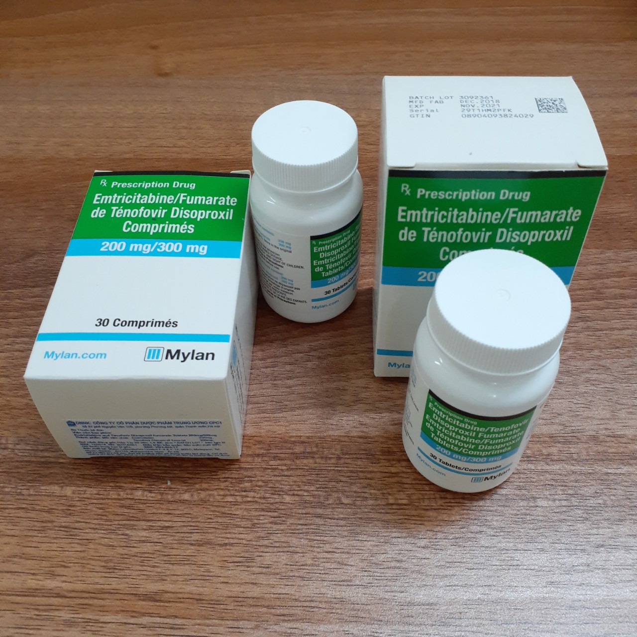 Thuốc Emtricitabine/Tenofovir Disoproxil Fumarate 1